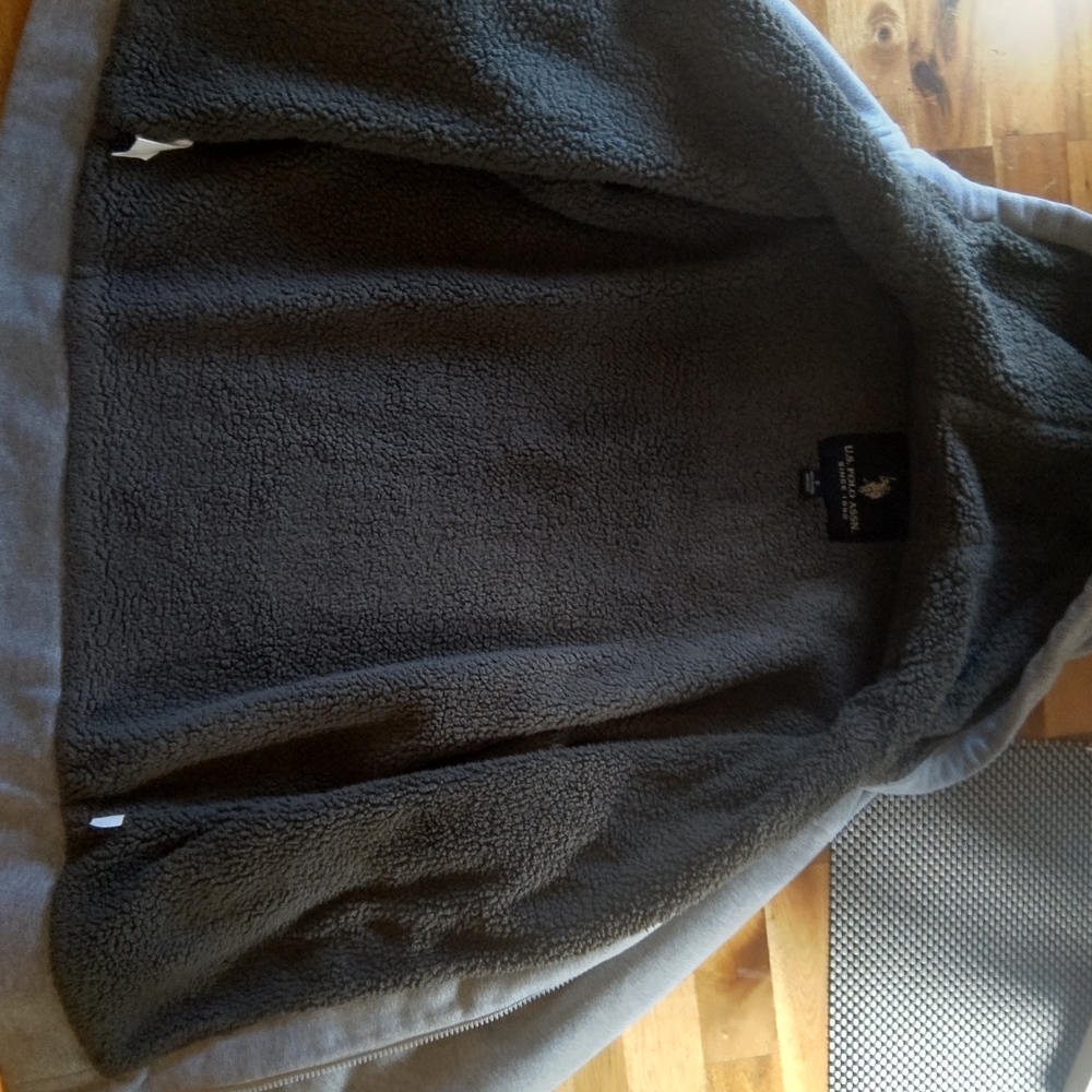 U. S Polo hoodie, Gray, size men's small - Picture 4 of 5
